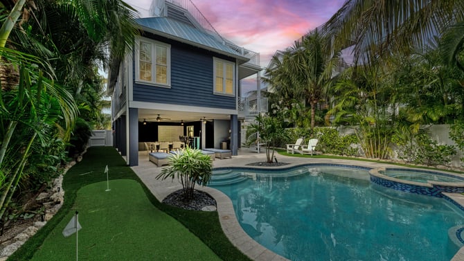 1 & 2 Bedrooms Homes
